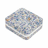 smykkeskrin med smykker