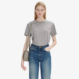 Grå basic t-shirt fra APC i Hausfrau