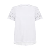 Hvid t-shirt med blonde ærmer