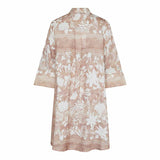 rosa og hvid blomstret skjortekjole købt i HAUSFRAU