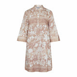 rosa og hvid blomstret skjortekjole købt i HAUSFRAU