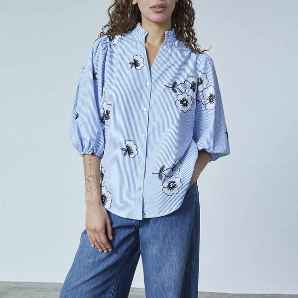 Stribede bluse med blomster fra Love and Divine