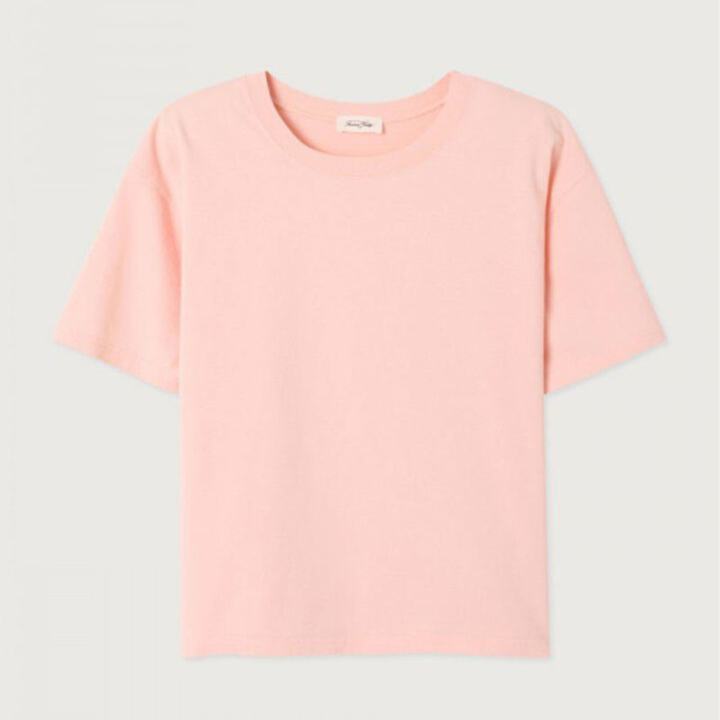 lyserød tshirt