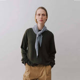 BETA STUDIOS Nilo Medium Triangle cashmere tørklæde - Grey Melange