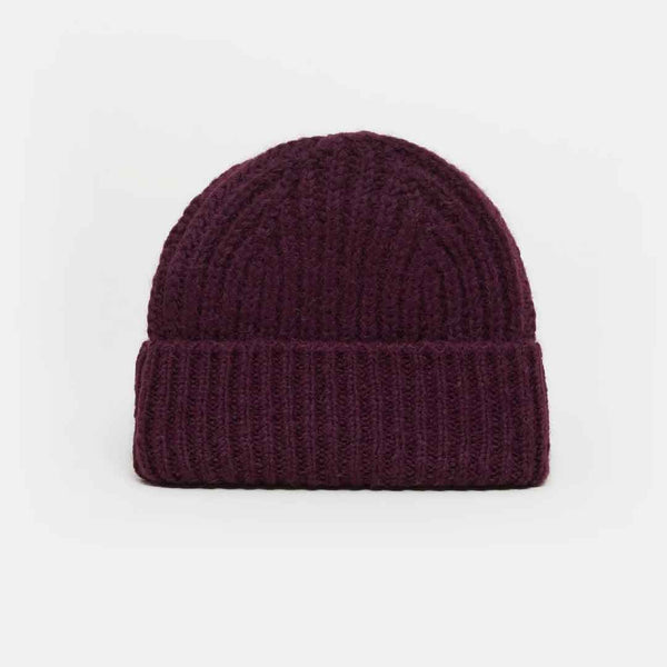 CLOSED Strikket hat - dark raisin red