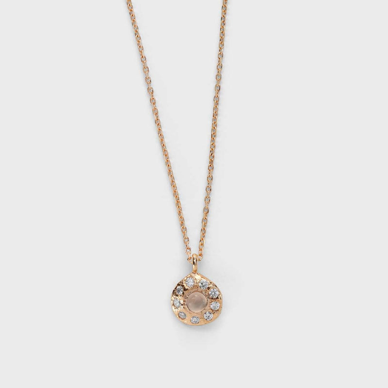 guldhalskæde med diamanter i HAUSFRAU