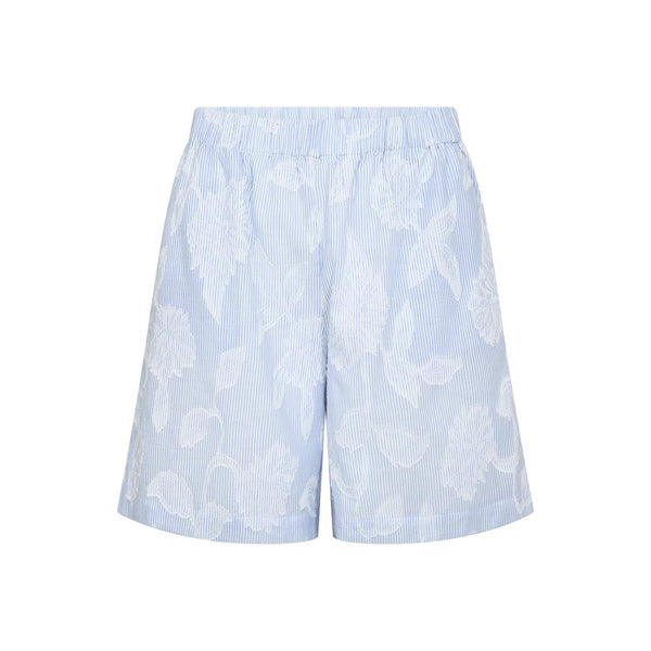 Lyseblå shorts med mønster og striber fra Levete Room i Hausfrau