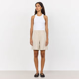 Hør shorts i beige fra Levete Room