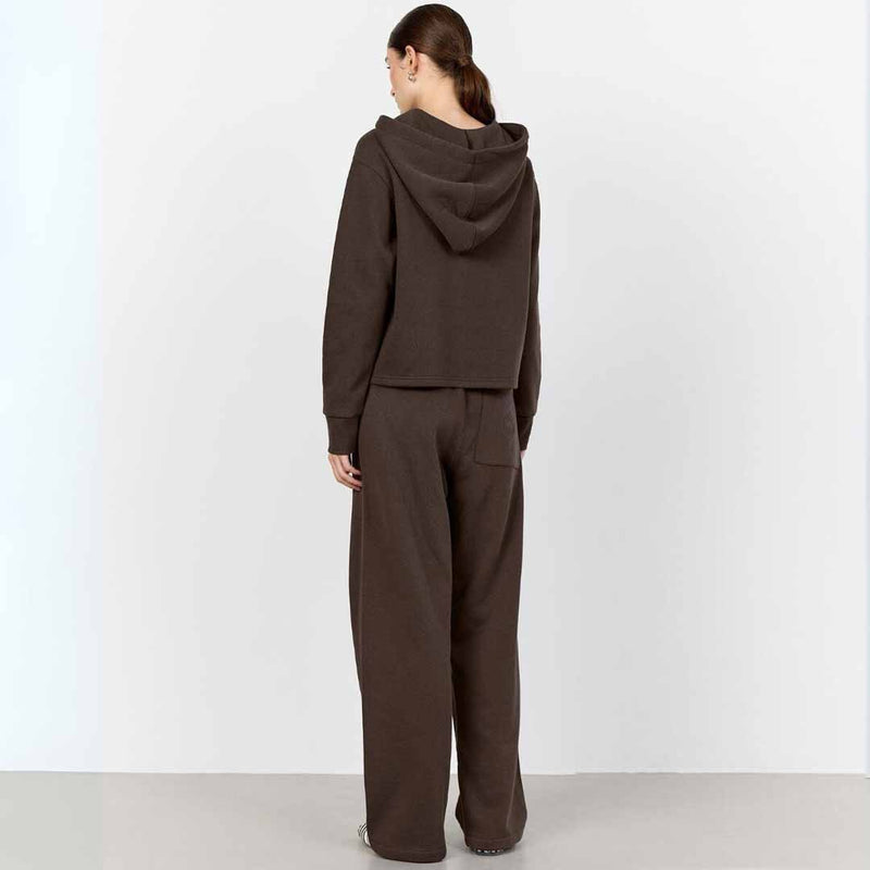 Brun hoodie med lynlås fra Levete Room