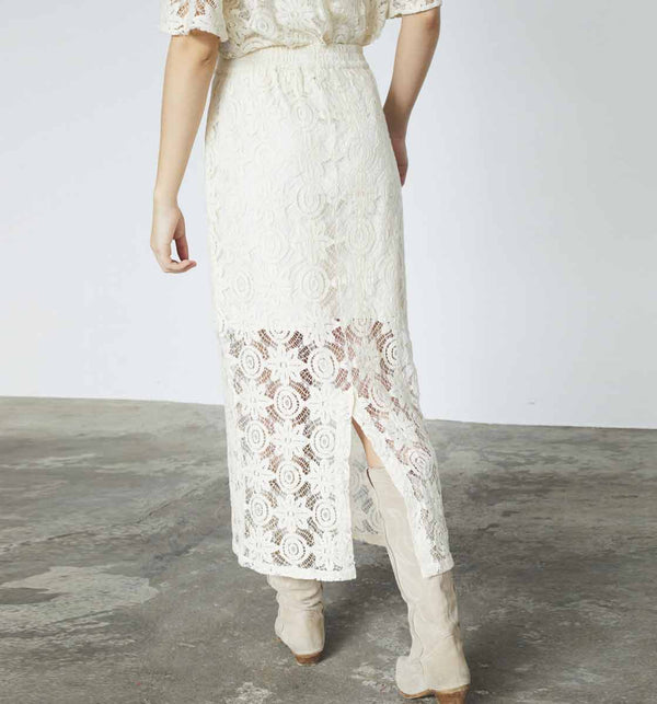 Hvid blonde nederdel fra Love and Divine