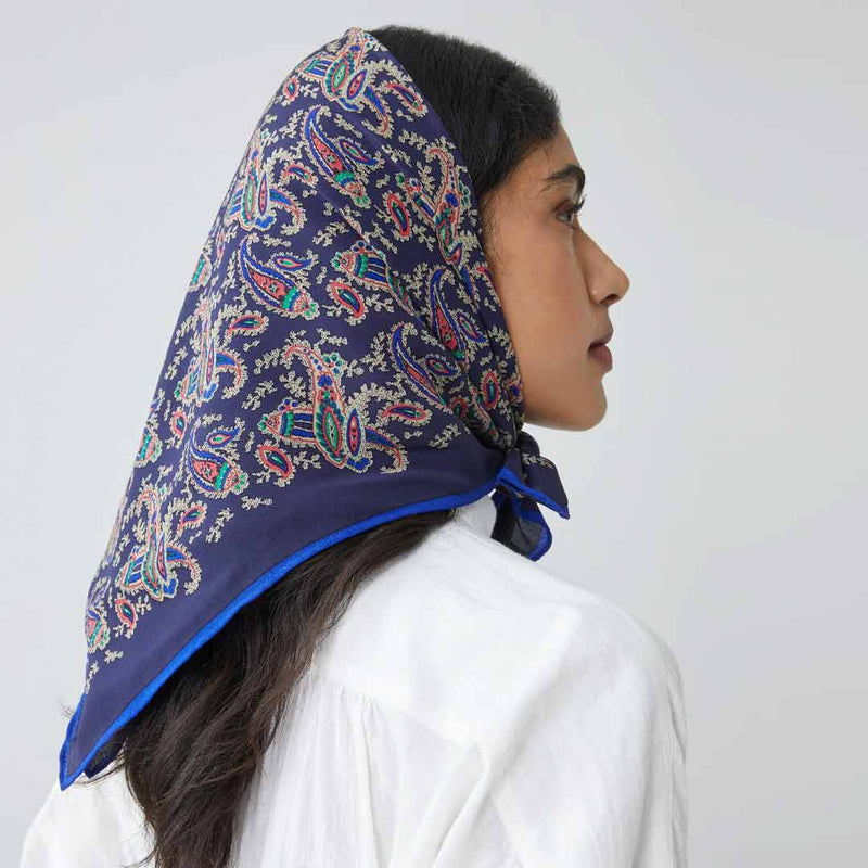 MOISMONT Colibri silke tørklæde N°763 - Uniform