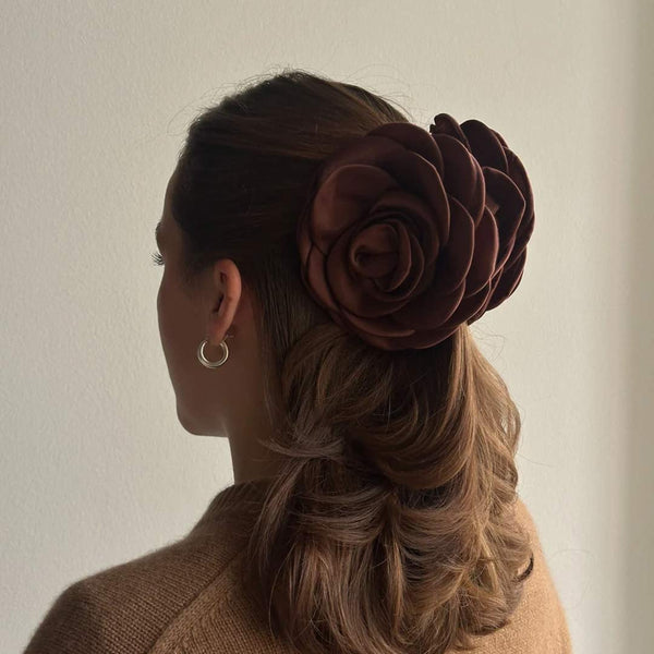 PICO Giant Satin Rose hårklemme - Chocolate