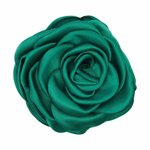 grøn rose hårklemme, der kan købes i HAUSFRAU butikkerne