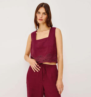 RAILS Akira top - Berry Hibiscus Embroidery