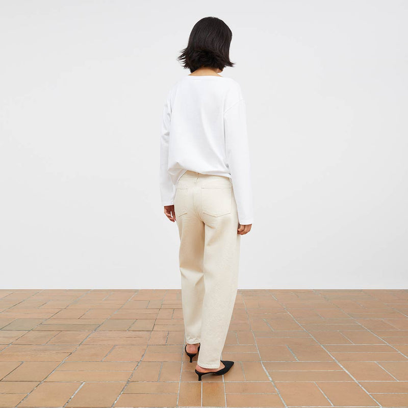 Cropped allison jeans i råhvid frs Skall Studio