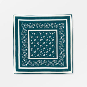 SKALL STUDIO Classic scarf 55x55 - pine green
