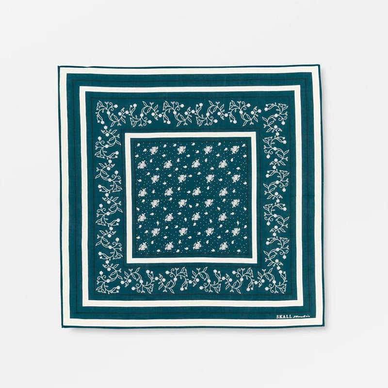 SKALL STUDIO Classic scarf 55x55 - pine green